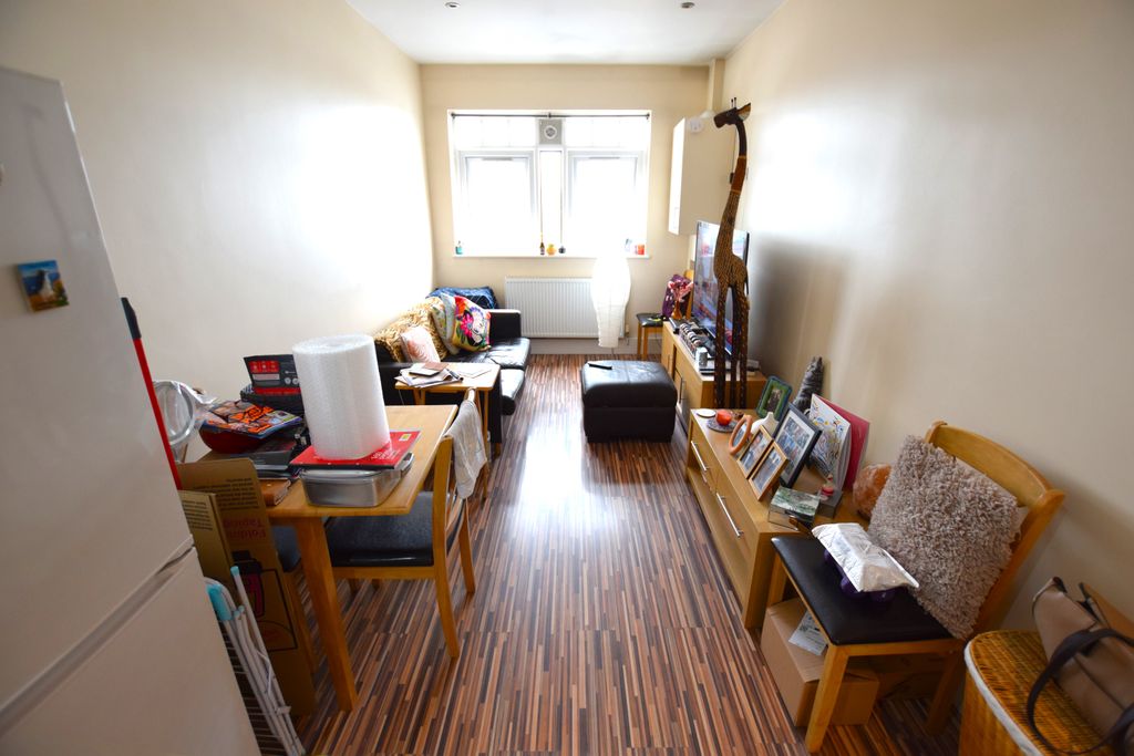 Property photo 2 of 5