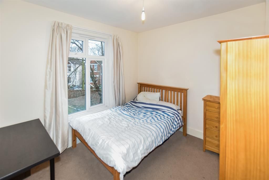 Property photo 2 of 6