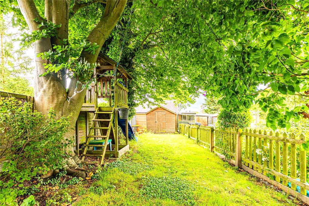 Property photo 3 of 21 Picture No. 06