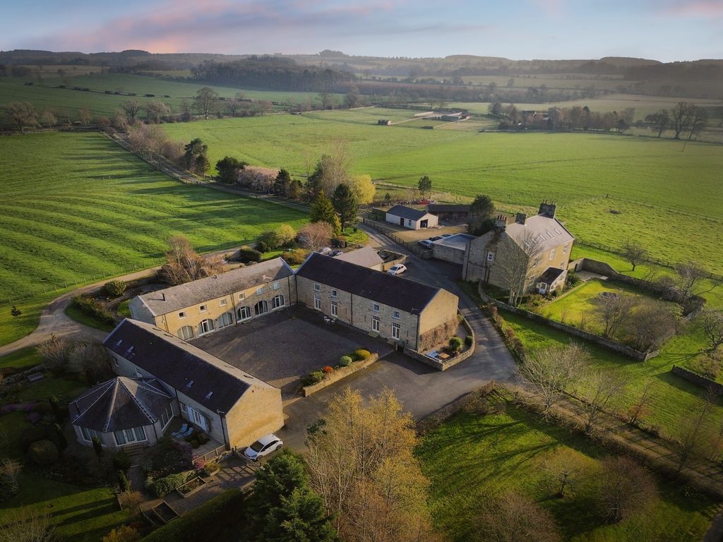 Property photo 3 of 41 Photo 41