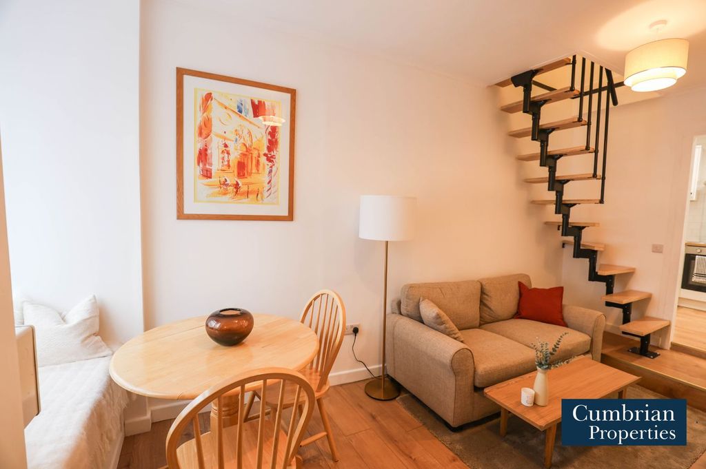 Property photo 1 of 17 Dining Lounge