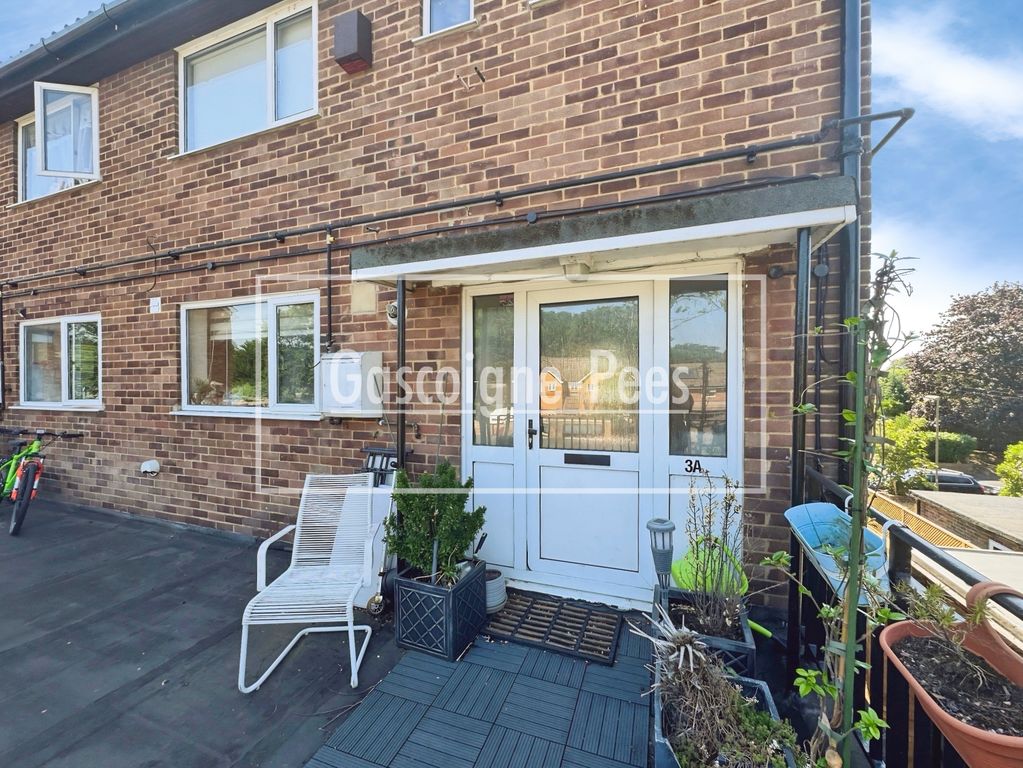 Property photo 1 of 7 External