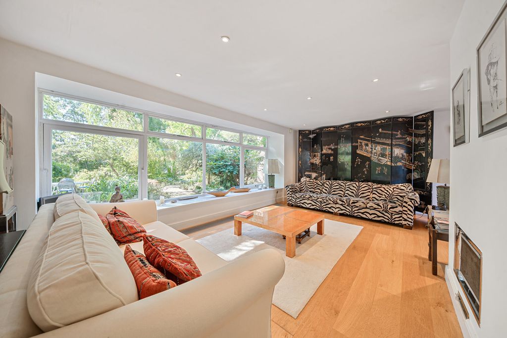 Property photo 1 of 33 1502172-33-6A75B2...