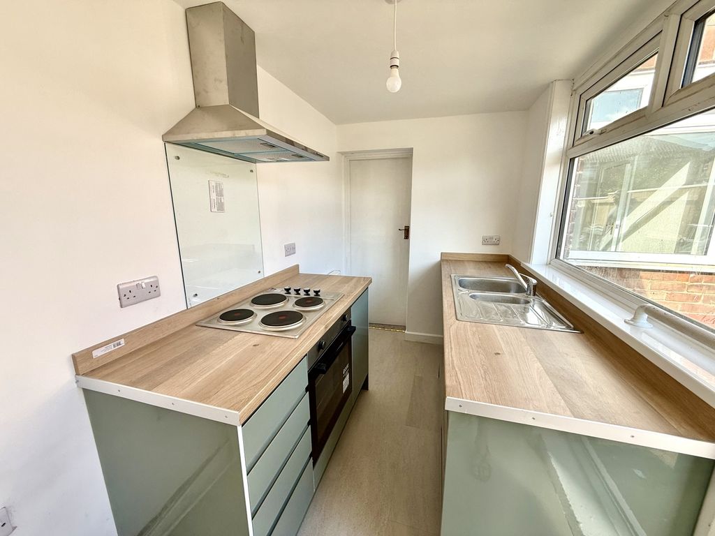Property photo 3 of 9 Img_4389