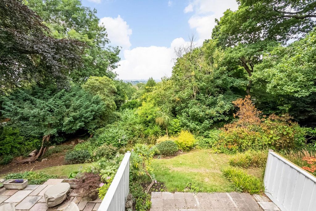 Property photo 2 of 10 R2A6214-1500x1000.Jpg