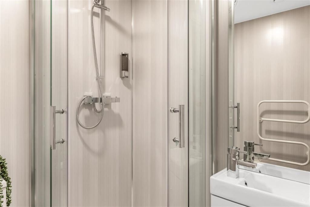 Additional image 9 of Studio to rent28-30 Lister Gate NG1