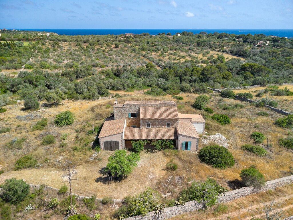 Property photo 3 of 13 Aerial (3)