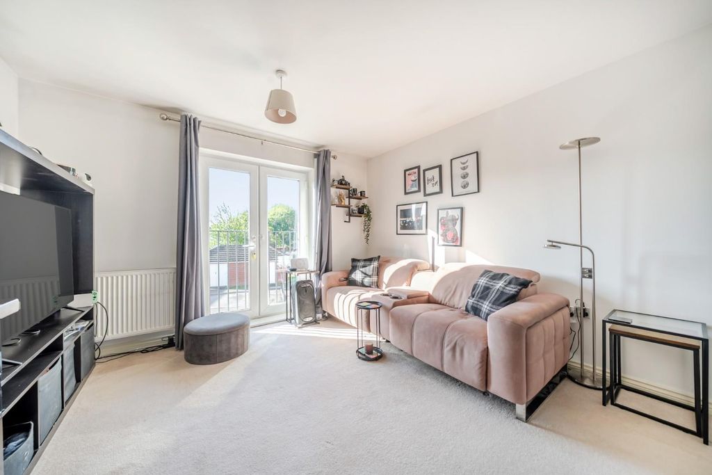 Property photo 3 of 10 1372769-1-68Fb502B6F8Ac.Jpg