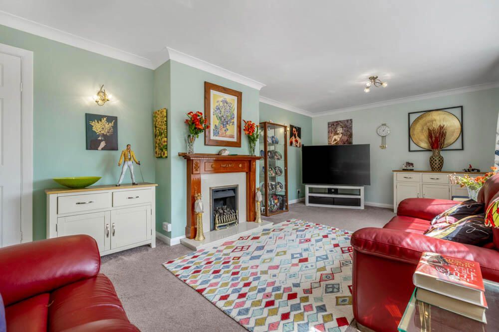 Property photo 3 of 23