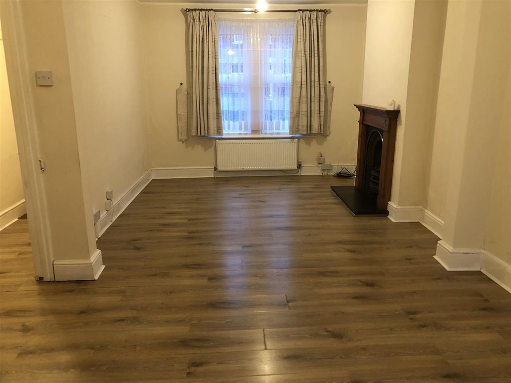 Property photo 2 of 12 Img_7592.Jpg