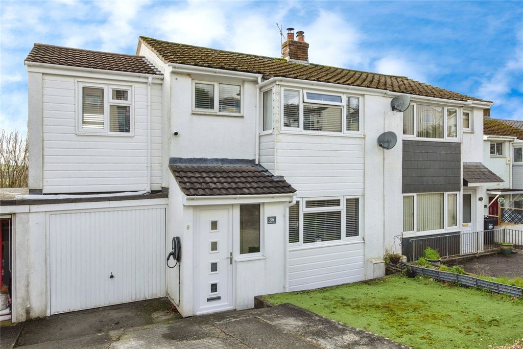 Property photo 1 of 18 Picture No. 02