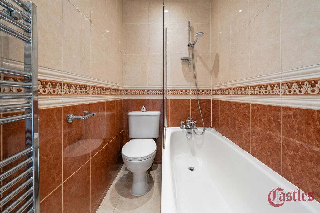 Property photo 2 of 13 Bathroom