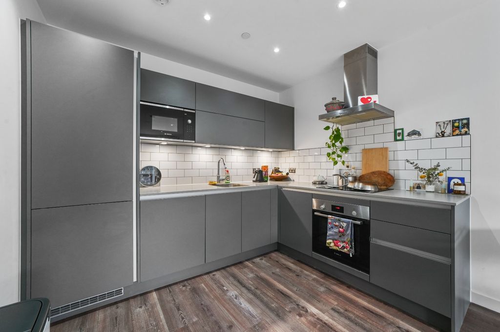 Property photo 2 of 15 Open Plan Living