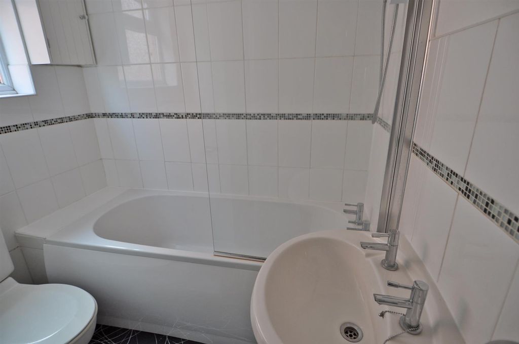 Property photo 2 of 10 Picture 2