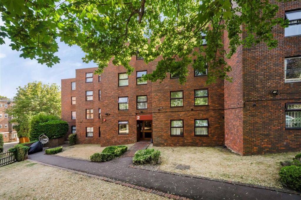Property photo 1 of 5