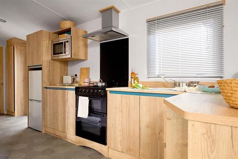 Property photo 2 of 5 East Midlands
