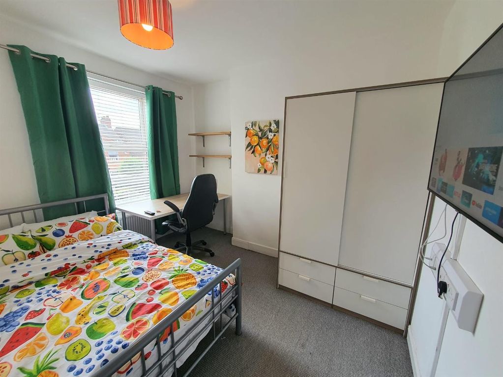 Property photo 3 of 11 3E571d1F-1d1E-4A44-Aa7B-2059c1c406A5.Jpg