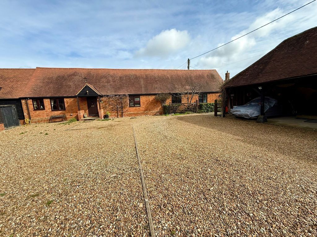 Property photo 1 of 32 Photo 6