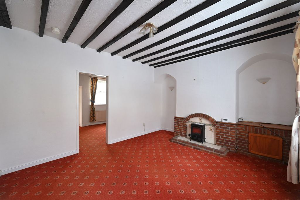 Property photo 2 of 19