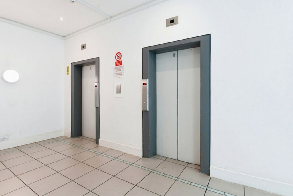 Additional image 9 of 1 bed flat for saleVictoria Avenue, Southend-On-Sea SS2