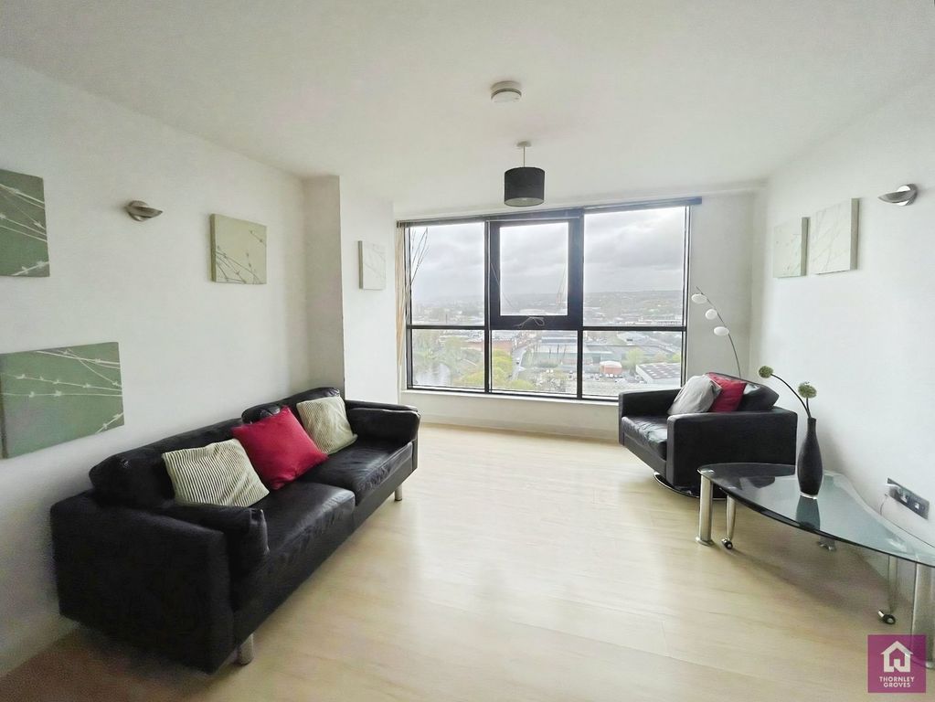 Property photo 2 of 12 Picture No. 24