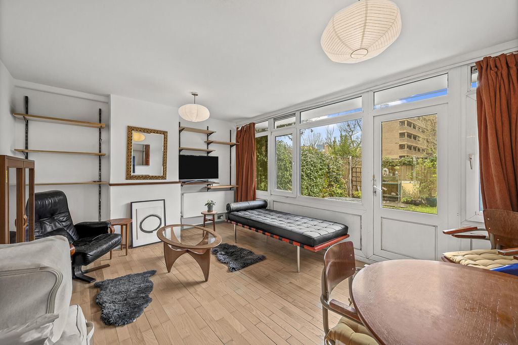 Property photo 1 of 12 Reception Room