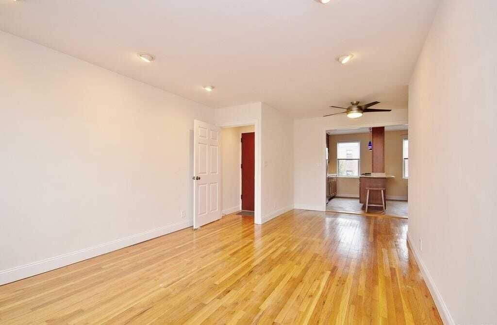 Property photo 3 of 6 <Alttext/>