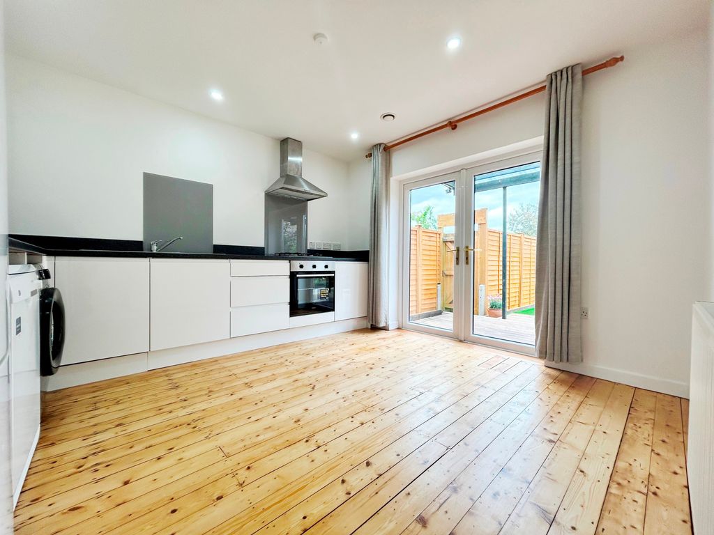 Property photo 1 of 26