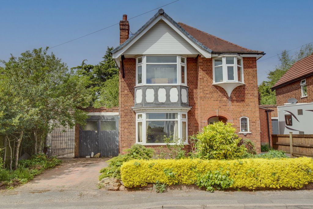 Property photo 1 of 3