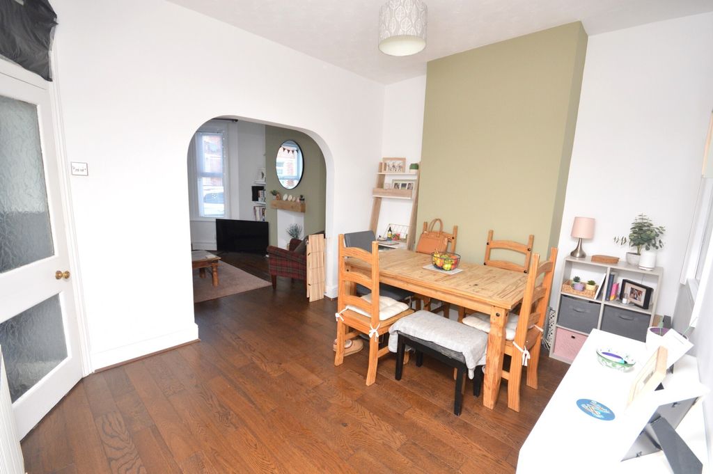 Property photo 3 of 18 3 - Dining Room