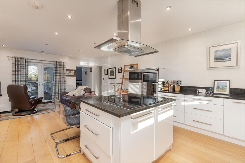 Property photo 2 of 27 Img_5170-Edit.Jpg