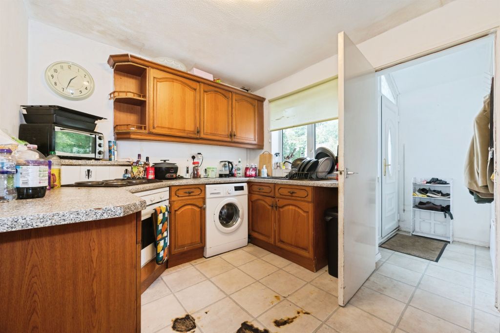 Property photo 3 of 23