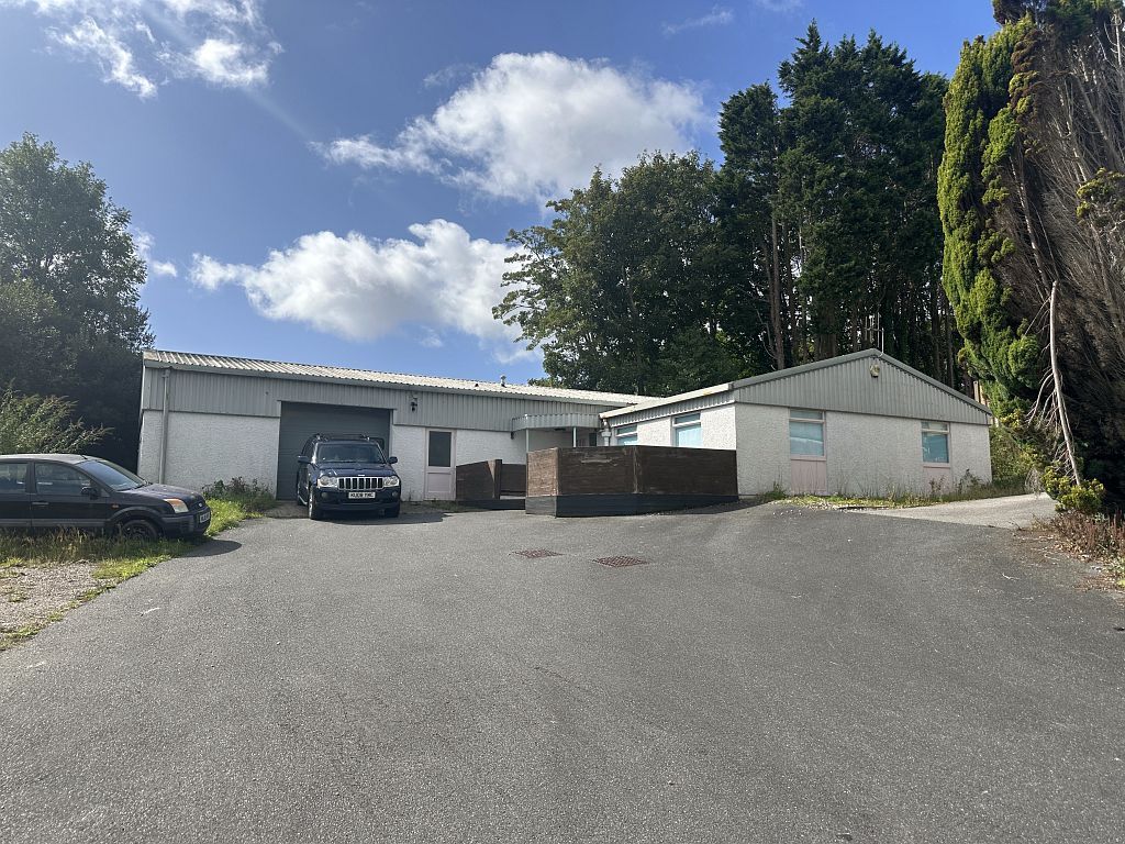 Property photo 2 of 7