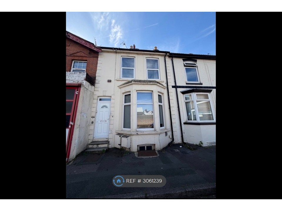 Property photo 1 of 5
