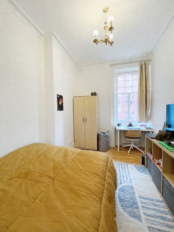 Property photo 3 of 6