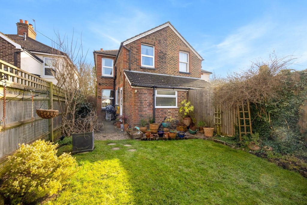 Property photo 2 of 23