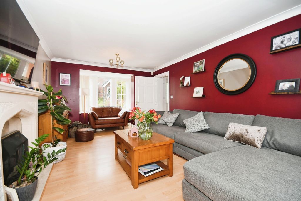 Property photo 2 of 17 Photography