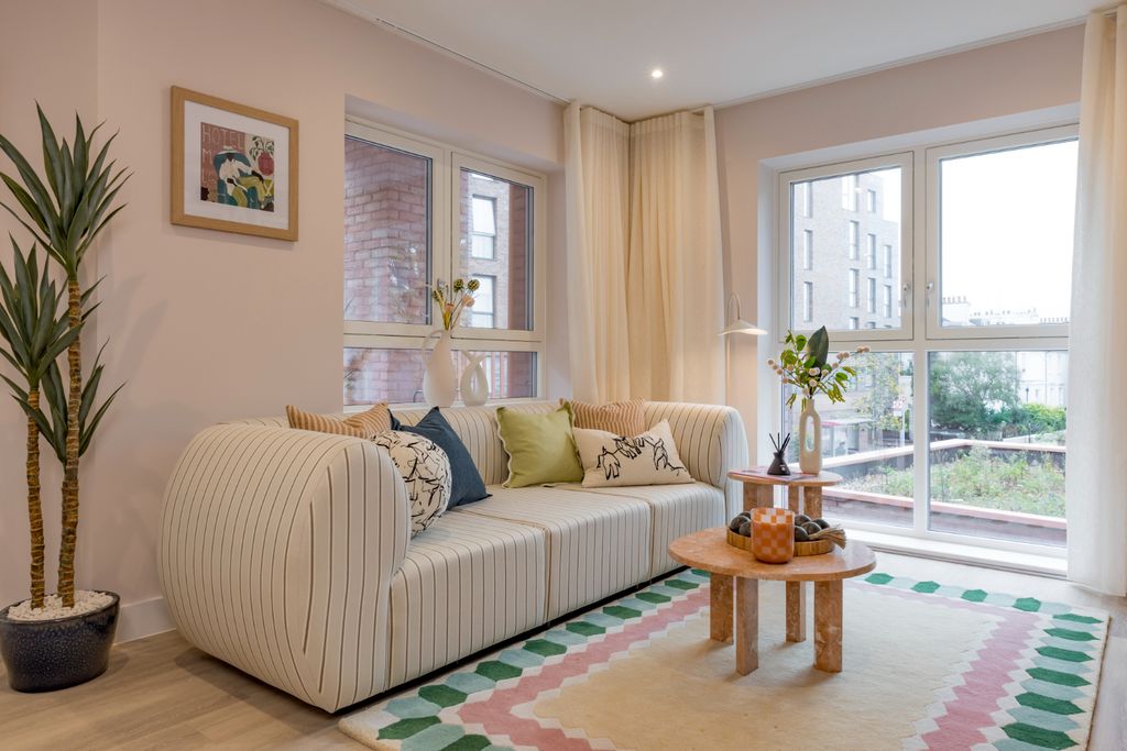 Property photo 2 of 7 Belrise-211A1135.Jpg