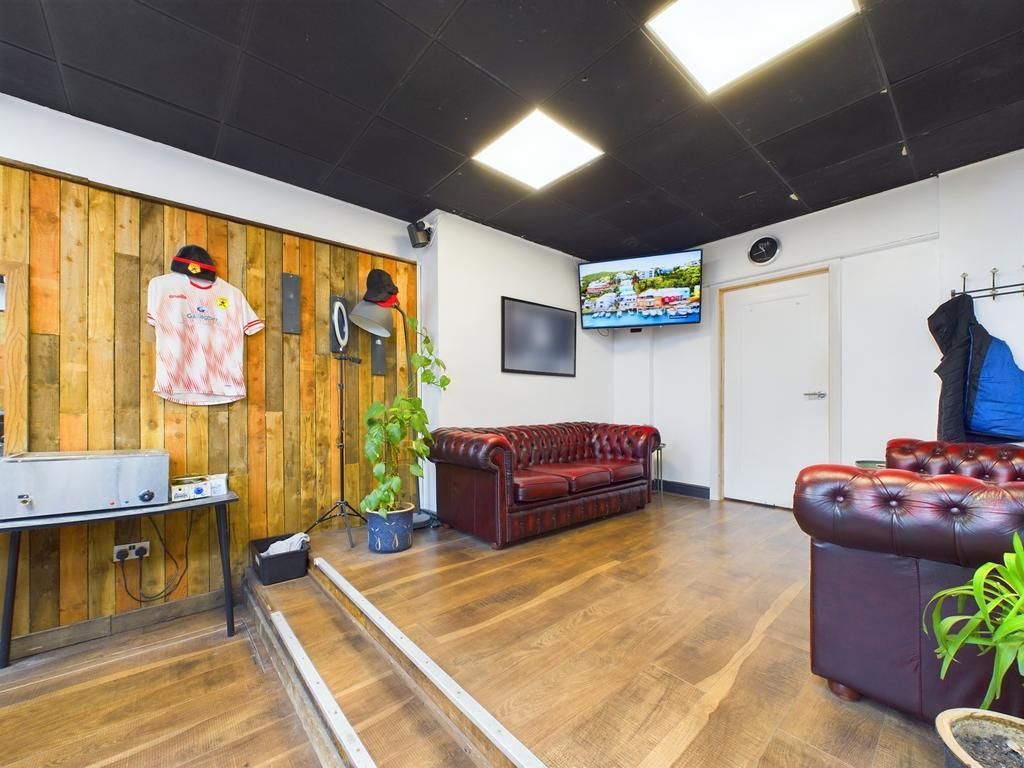 Property photo 2 of 57