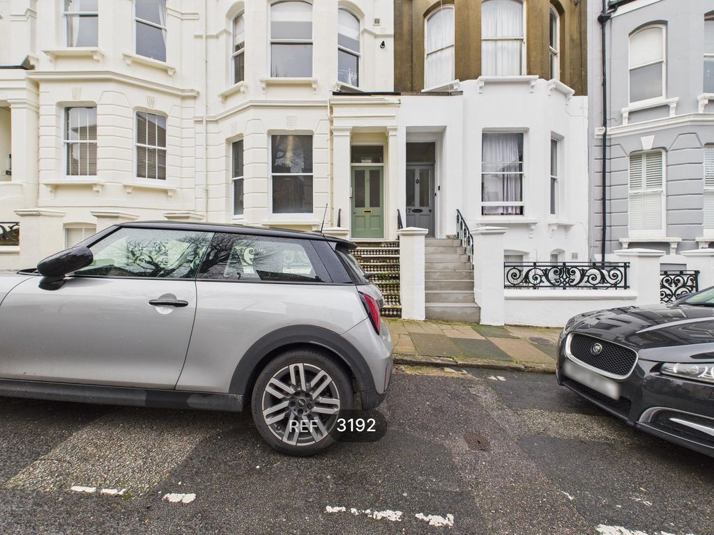 Property photo 2 of 18 Other Areas