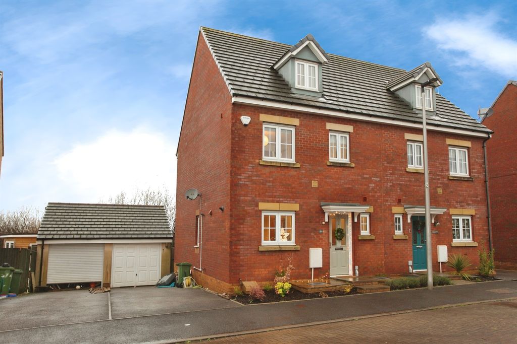 Property photo 1 of 14