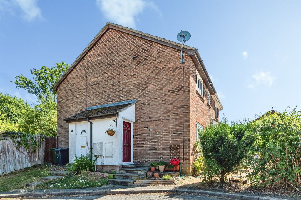 Property photo 1 of 11
