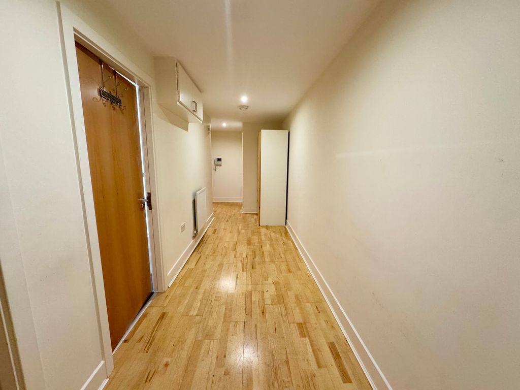 Property photo 2 of 15 Img_6502