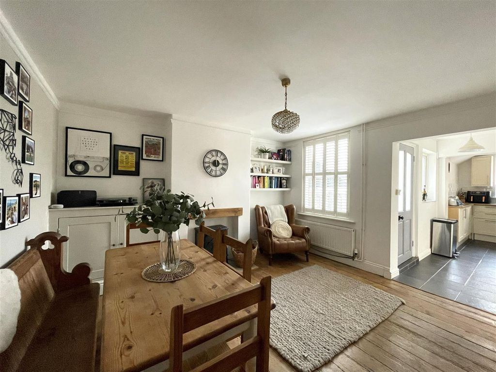 Property photo 3 of 11 Dining Area Use.Png