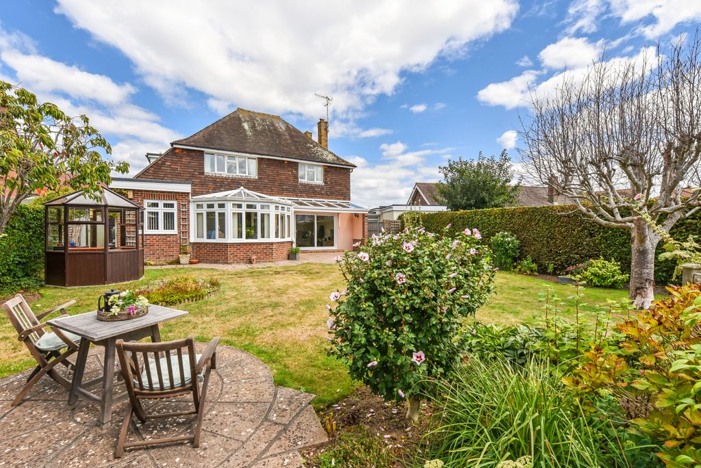 Property photo 1 of 38