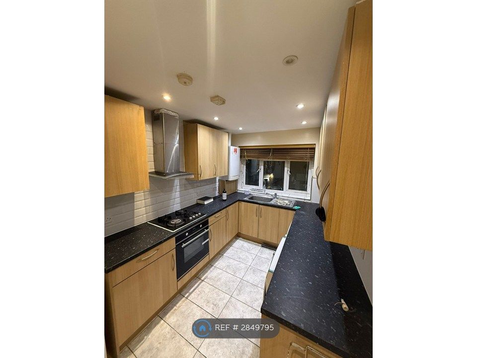 Property photo 1 of 4