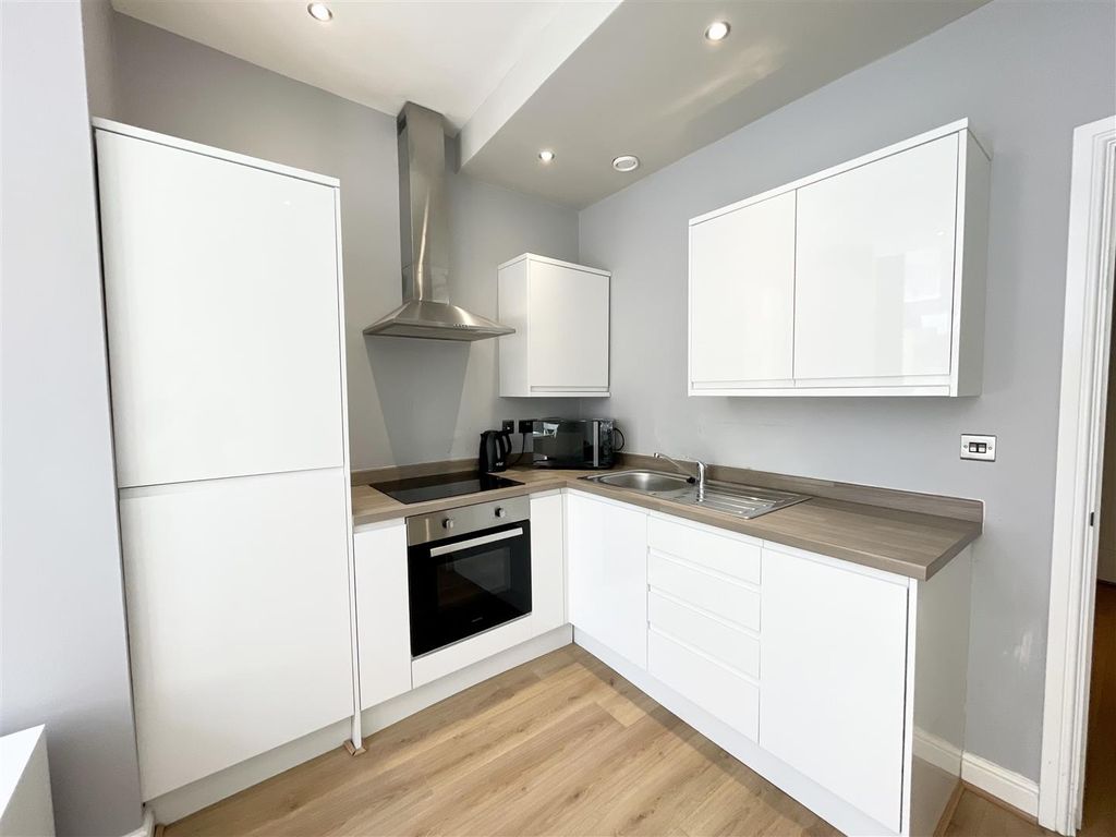 Property photo 3 of 8 Img_4318.Jpg