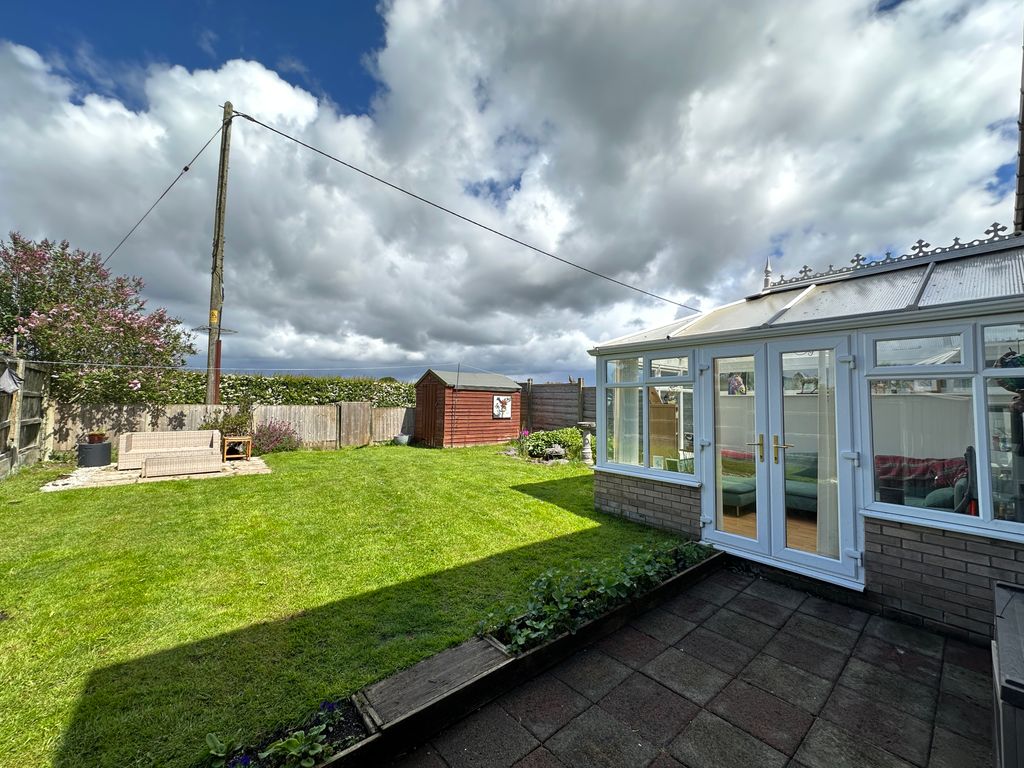 Property photo 3 of 25 3. Garden