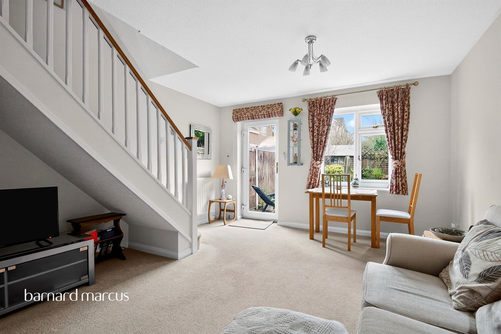 Property photo 3 of 13