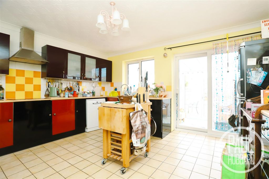 Property photo 3 of 18 Img_2104.Jpg